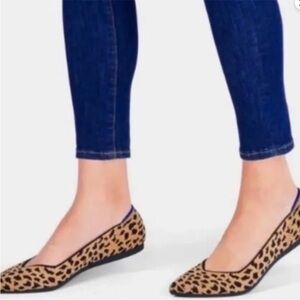Rothy’s The Point Leopard Flats